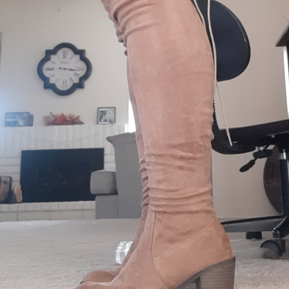 WOMENS SIZE 7.5 THIGH HIGHS